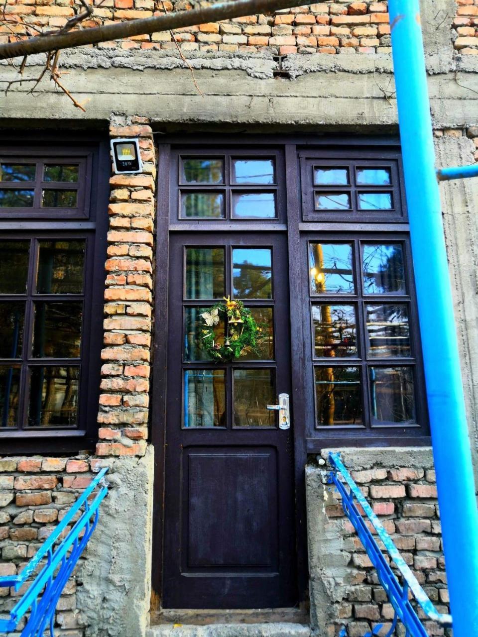 Lucky Family Hotel Tbilisi Exterior photo